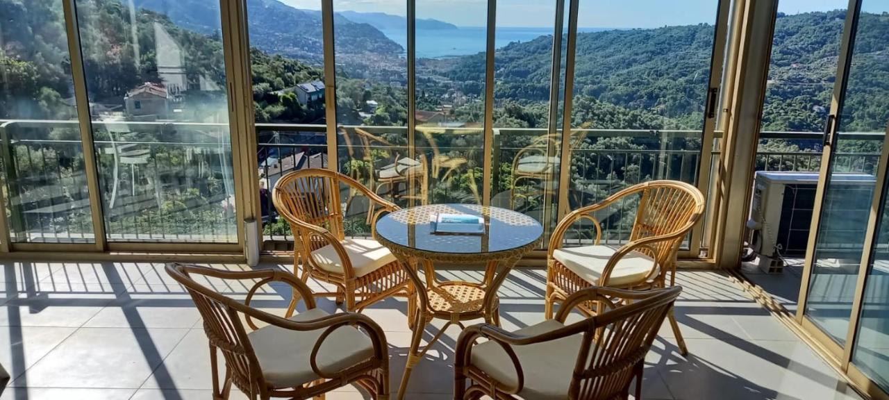 Апартаменты La Terrazza Sul Golfo Рапалло Экстерьер фото